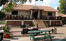 Crooкed Tree Lodge Belize